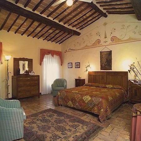 Bed and Breakfast Palazzina Cesira Монтальчино Экстерьер фото